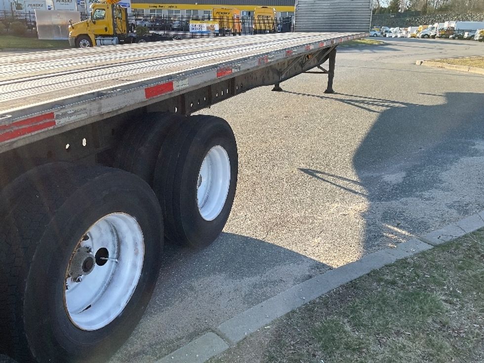 Flatbed Trailer-Semi Trailers-Utility-2016-Trailer-Pennsauken-NJ-210,259\n\t\tmiles-$ 24,750 - Image 15