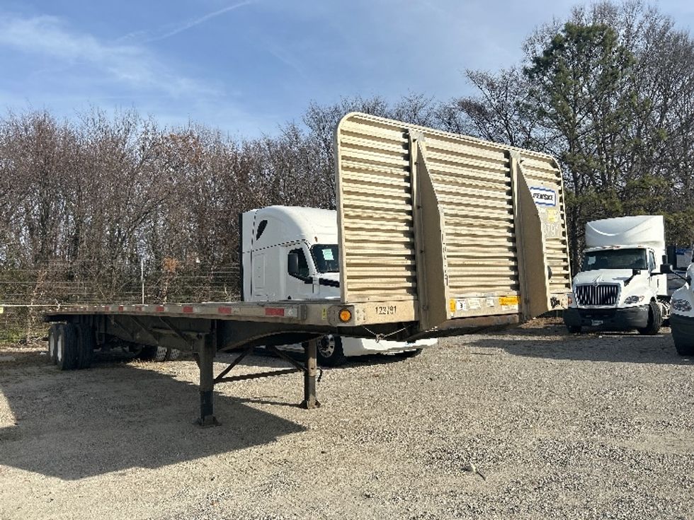 Flatbed Trailer-Semi Trailers-Utility-2016-Trailer-Richmond-VA-478,604\n\t\tmiles-$ 22,750 - Image 1