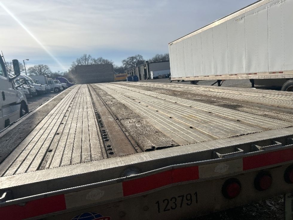 Flatbed Trailer-Semi Trailers-Utility-2016-Trailer-Richmond-VA-478,604\n\t\tmiles-$ 22,750 - Image 10