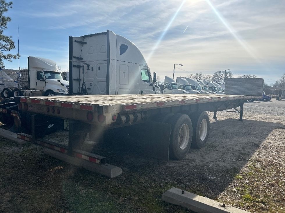 Flatbed Trailer-Semi Trailers-Utility-2016-Trailer-Richmond-VA-478,604\n\t\tmiles-$ 22,750 - Image 4
