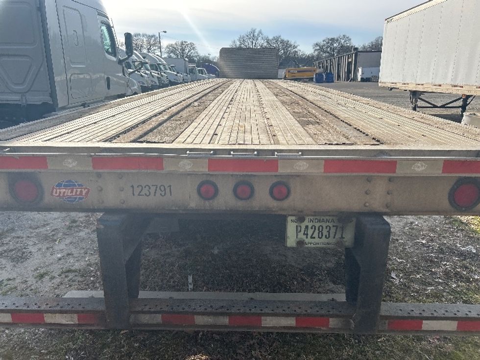 Flatbed Trailer-Semi Trailers-Utility-2016-Trailer-Richmond-VA-478,604\n\t\tmiles-$ 22,750 - Image 8