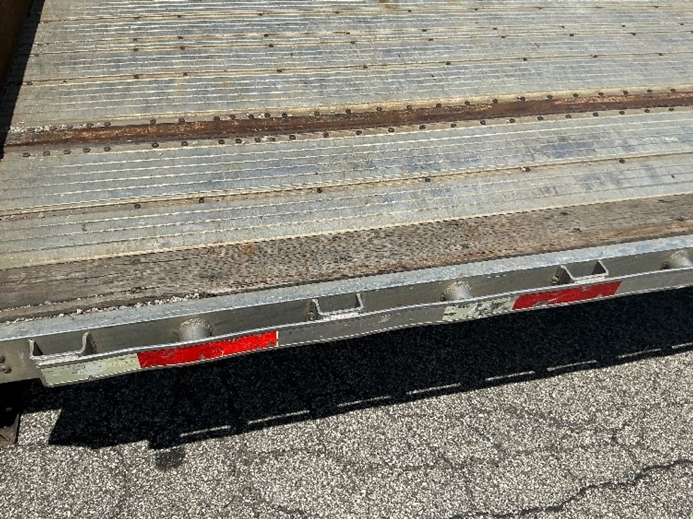 Flatbed Trailer-Semi Trailers-Utility-2017-Trailer-Elkhart-IN-133,122\n\t\tmiles-$ 34,000 - Image 11
