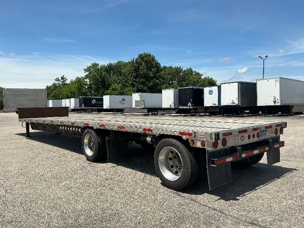 Flatbed Trailer-Semi Trailers-Utility-2017-Trailer-Elkhart-IN-133,122\n\t\tmiles-$ 34,000 - Image 3