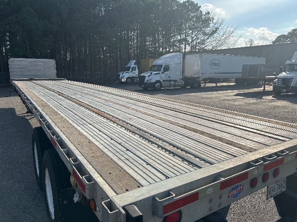 Flatbed Trailer-Semi Trailers-Utility-2018-Trailer-Chesapeake-VA-355,258\n\t\tmiles-$ 28,500 - Image 9