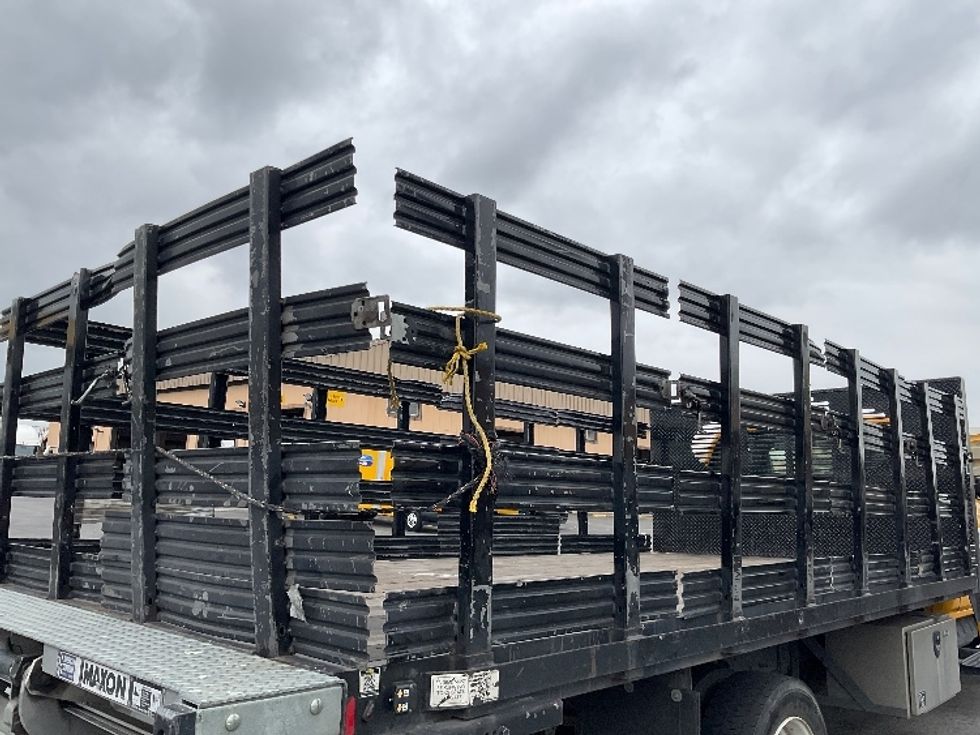 Flatbed Truck-Light and Medium Duty Trucks-Chevrolet-2021-SILVERAD-Fontana-CA-121,231\n\t\tmiles-$ 59,000 - Image 29