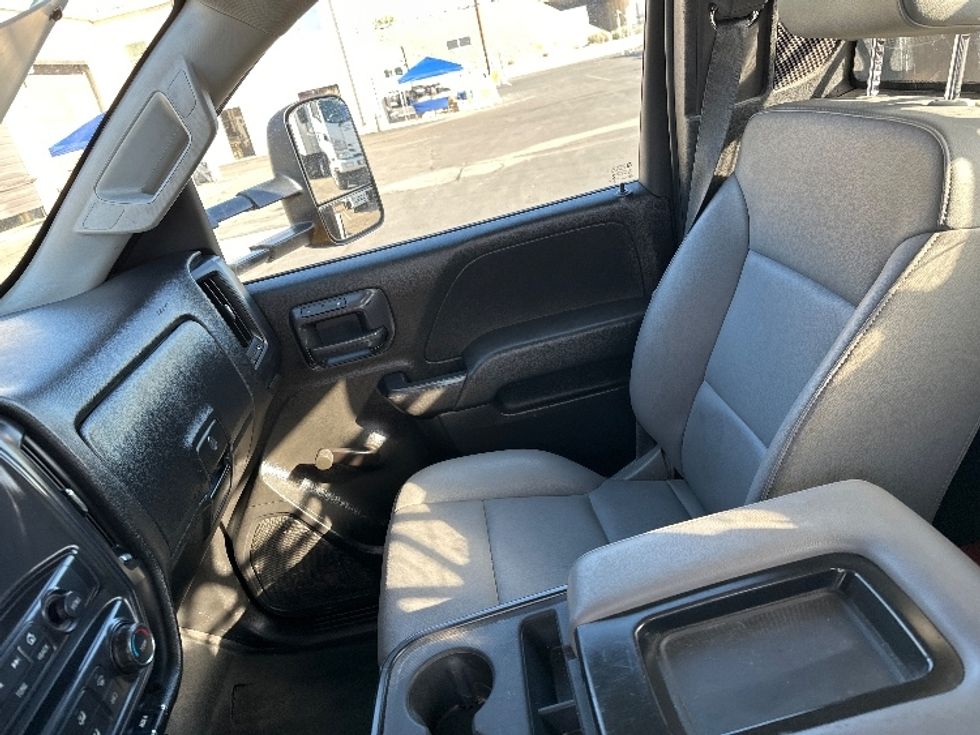 Flatbed Truck-Light and Medium Duty Trucks-Chevrolet-2021-SILVERAD-Phoenix-AZ-36,684\n\t\tmiles-$ 44,250 - Image 19