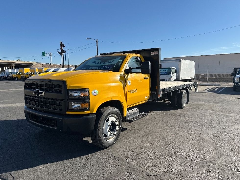 Flatbed Truck-Light and Medium Duty Trucks-Chevrolet-2021-SILVERAD-Phoenix-AZ-36,684\n\t\tmiles-$ 44,250 - Image 3