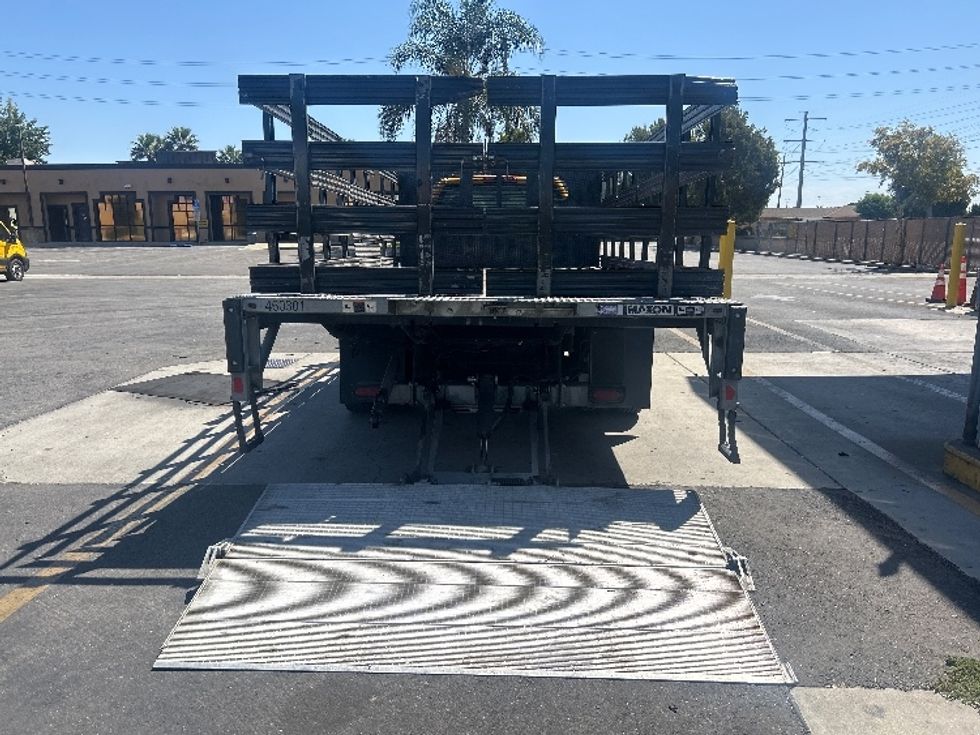 Flatbed Truck-Light and Medium Duty Trucks-Chevrolet-2021-SILVERAD-Torrance-CA-165,666\n\t\tmiles-$ 27,250 - Image 9