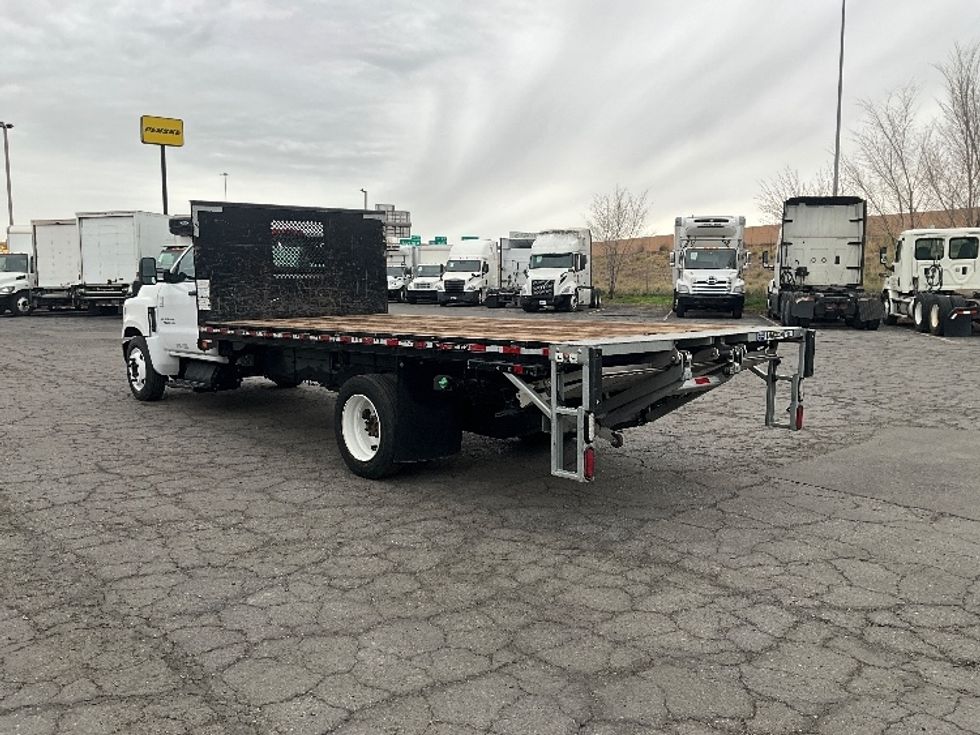 Flatbed Truck-Light and Medium Duty Trucks-Chevrolet-2021-SILVERAD-West Valley City-UT-57,185\n\t\tmiles-$ 42,750 - Image 6