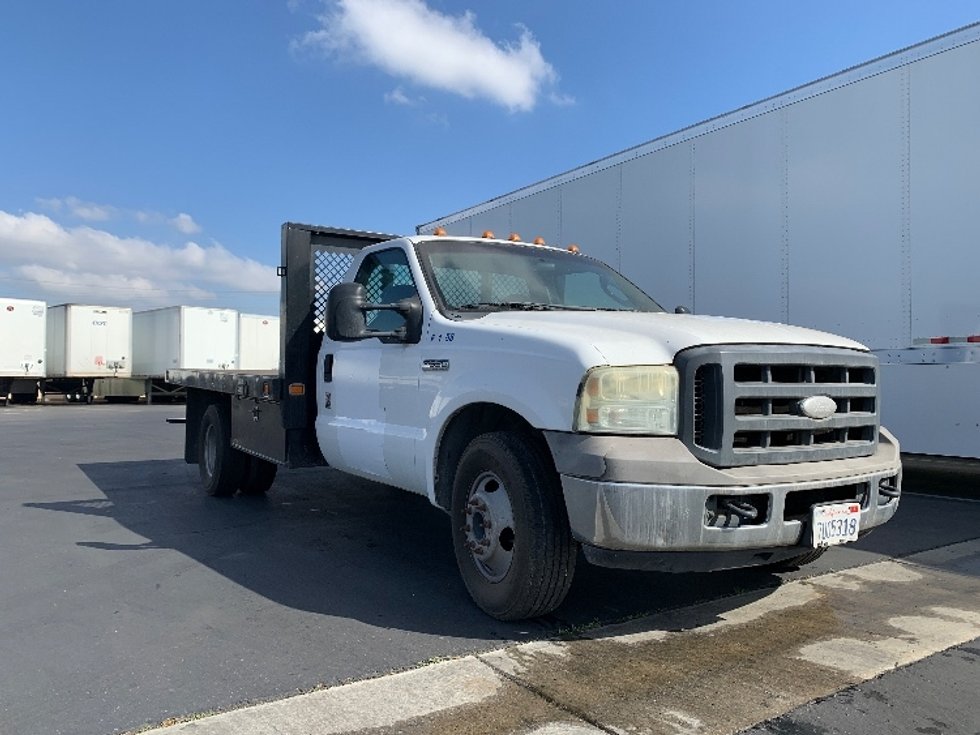 Used Ford Flatbed Trucks for Sale Penske Used Trucks