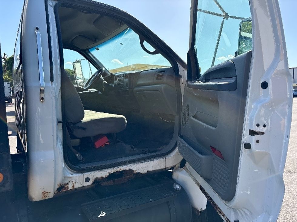 Flatbed Truck-Light and Medium Duty Trucks-Ford-2007-F650-Medley-FL-279,363\n\t\tmiles-$ 6,000 - Image 15