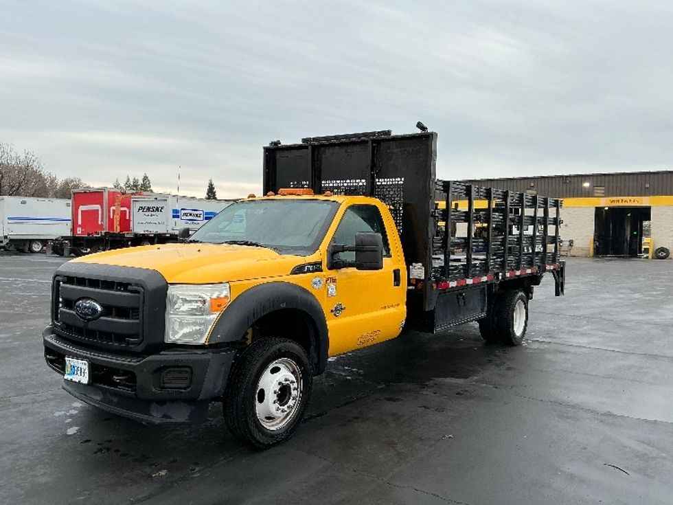 Flatbed Truck-Light and Medium Duty Trucks-Ford-2012-F450-Sacramento-CA-113,677\n\t\tmiles-$ 33,000 - Image 1