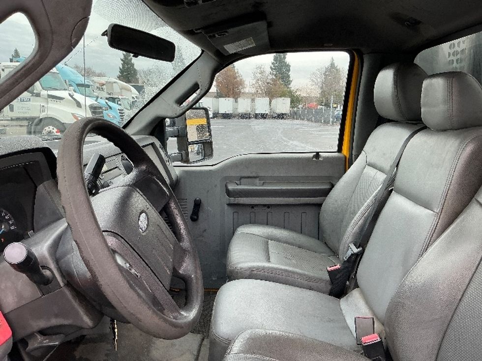 Flatbed Truck-Light and Medium Duty Trucks-Ford-2012-F450-Sacramento-CA-113,677\n\t\tmiles-$ 33,000 - Image 17