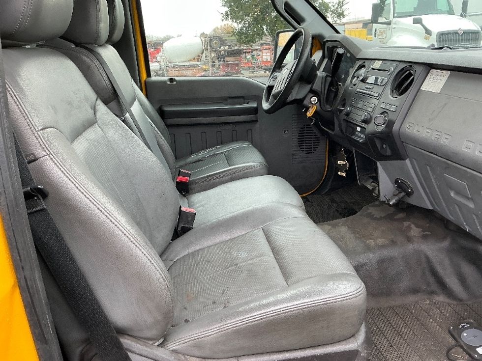 Flatbed Truck-Light and Medium Duty Trucks-Ford-2012-F450-Sacramento-CA-113,677\n\t\tmiles-$ 33,000 - Image 21