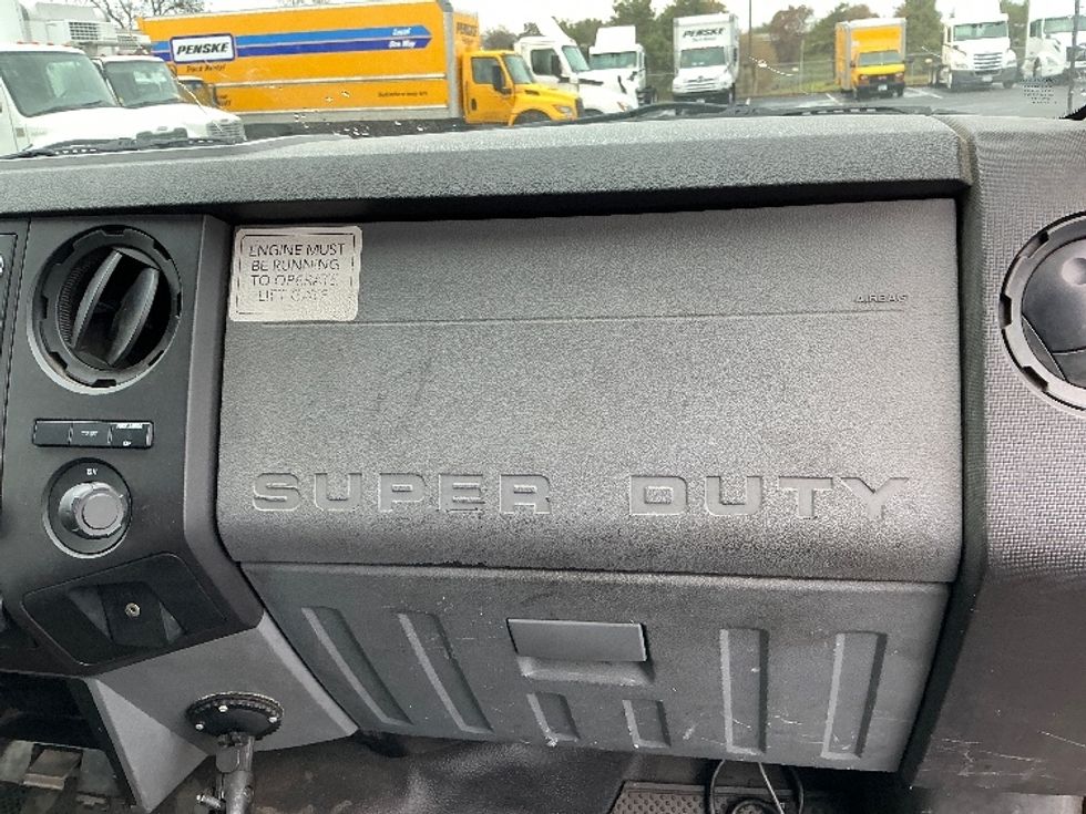 Flatbed Truck-Light and Medium Duty Trucks-Ford-2012-F450-Sacramento-CA-113,677\n\t\tmiles-$ 33,000 - Image 22