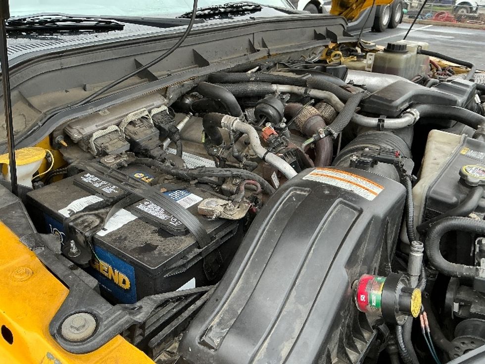 Flatbed Truck-Light and Medium Duty Trucks-Ford-2012-F450-Sacramento-CA-113,677\n\t\tmiles-$ 33,000 - Image 23