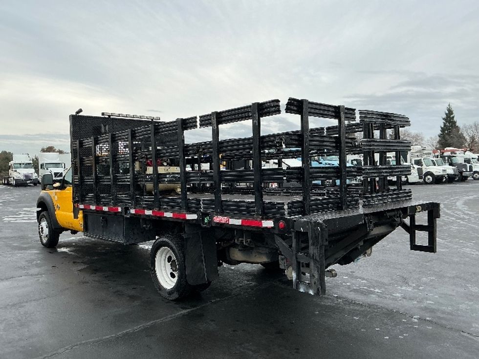Flatbed Truck-Light and Medium Duty Trucks-Ford-2012-F450-Sacramento-CA-113,677\n\t\tmiles-$ 33,000 - Image 5