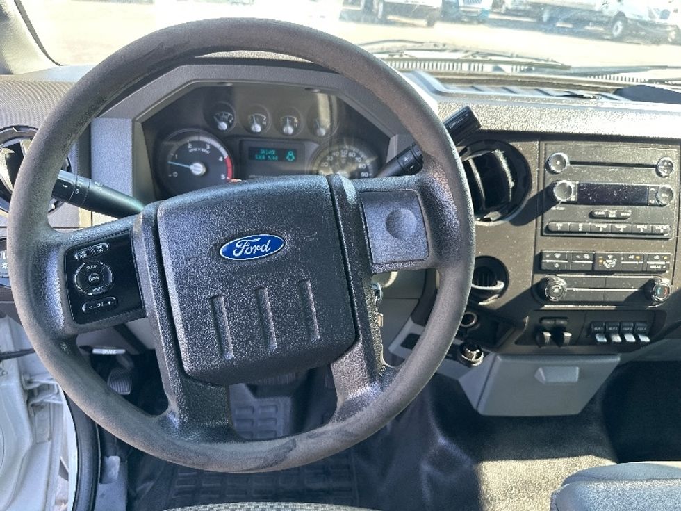 Flatbed Truck-Light and Medium Duty Trucks-Ford-2013-F550-Phoenix-AZ-171,842\n\t\tmiles-$ 25,750 - Image 14