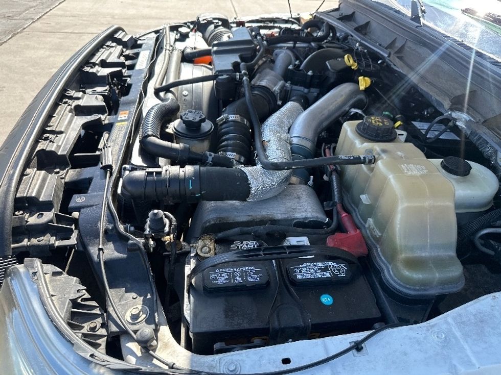 Flatbed Truck-Light and Medium Duty Trucks-Ford-2013-F550-Phoenix-AZ-171,842\n\t\tmiles-$ 25,750 - Image 20