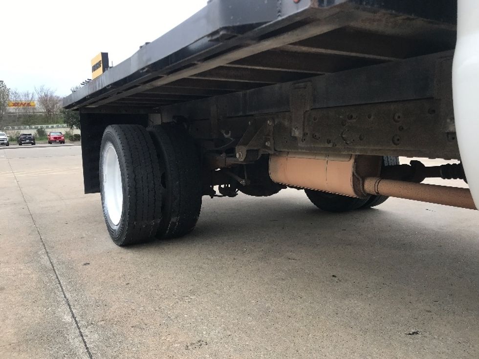 Flatbed Truck-Light and Medium Duty Trucks-Ford-2016-F550-Houston-TX-94,570\n\t\tmiles-$ 33,500 - Image 14