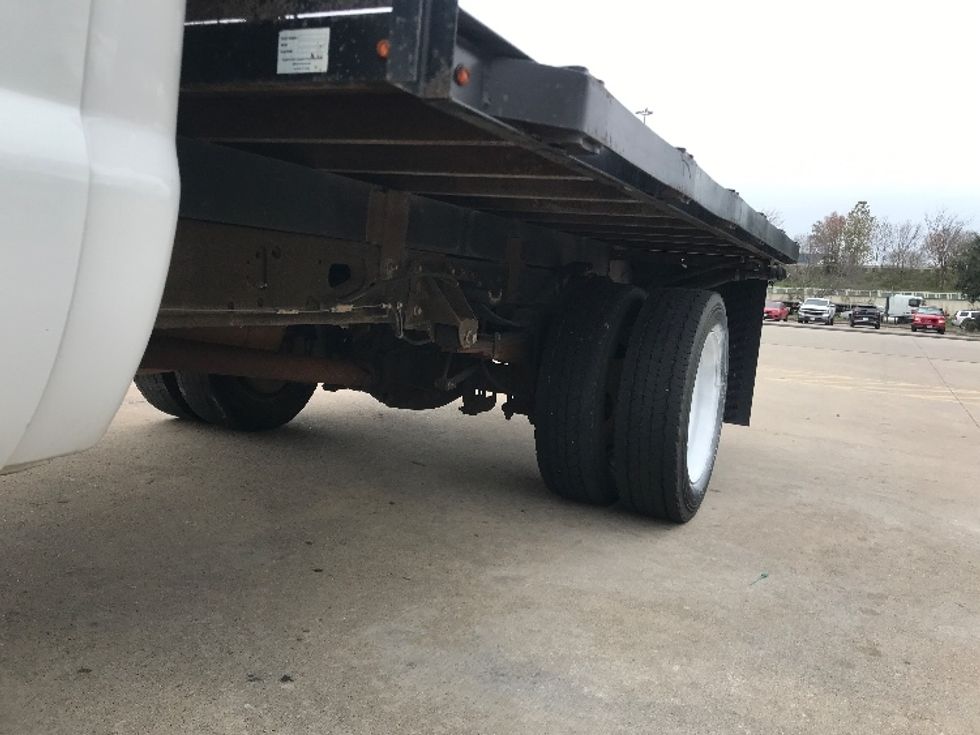 Flatbed Truck-Light and Medium Duty Trucks-Ford-2016-F550-Houston-TX-94,570\n\t\tmiles-$ 33,500 - Image 5