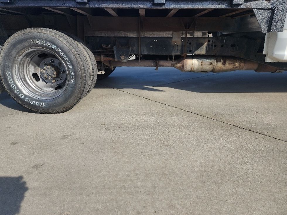 Flatbed Truck-Light and Medium Duty Trucks-Ford-2017-F350-Elkhart-IN-186,411\n\t\tmiles-$ 37,250 - Image 10