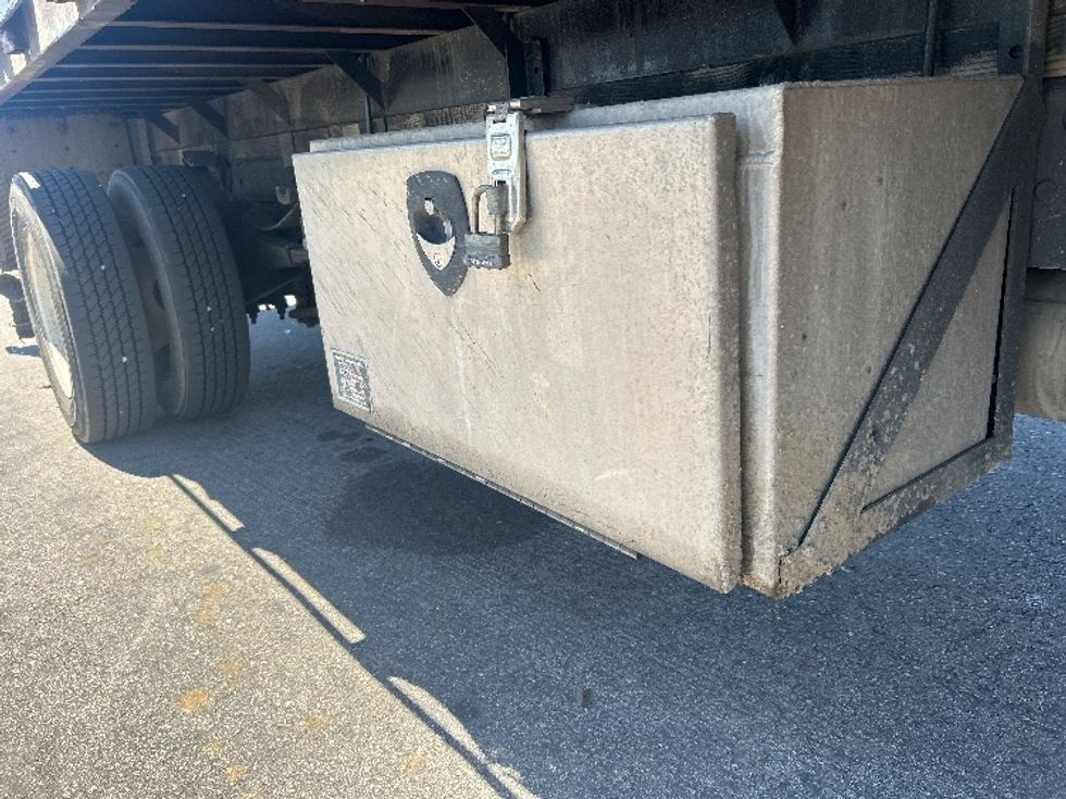 Flatbed Truck-Light and Medium Duty Trucks-Ford-2017-F450-Torrance-CA-112,814\n\t\tmiles-$ 33,000 - Image 14