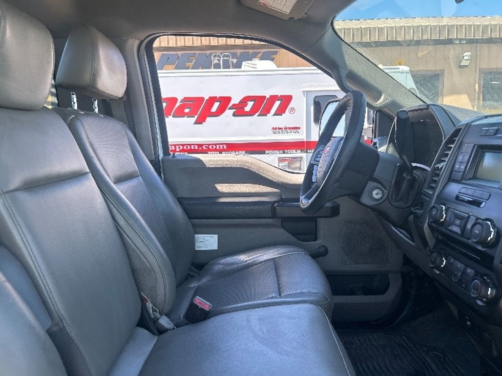 Flatbed Truck-Light and Medium Duty Trucks-Ford-2017-F450-Torrance-CA-112,814\n\t\tmiles-$ 33,000 - Image 22