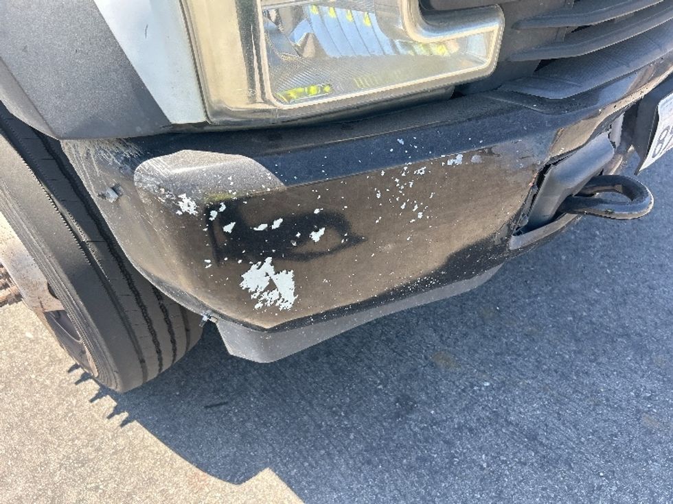 Flatbed Truck-Light and Medium Duty Trucks-Ford-2017-F450-Torrance-CA-112,814\n\t\tmiles-$ 33,000 - Image 26