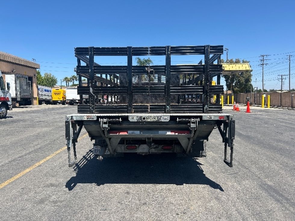 Flatbed Truck-Light and Medium Duty Trucks-Ford-2017-F450-Torrance-CA-112,814\n\t\tmiles-$ 33,000 - Image 7