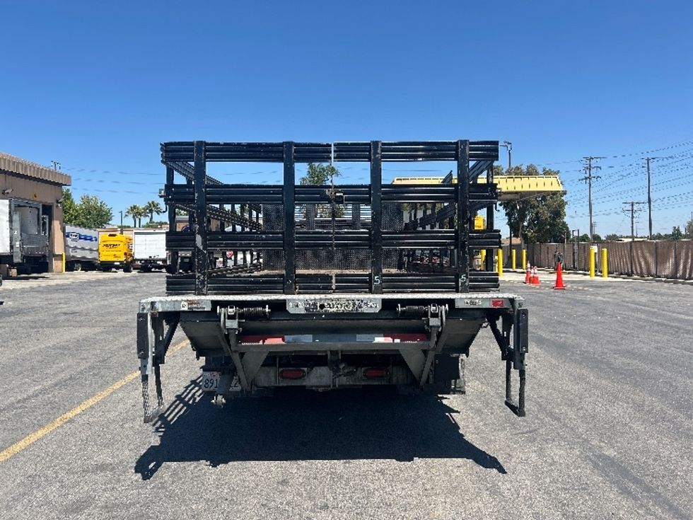 Flatbed Truck-Light and Medium Duty Trucks-Ford-2017-F450-Torrance-CA-112,814\n\t\tmiles-$ 33,000 - Image 8