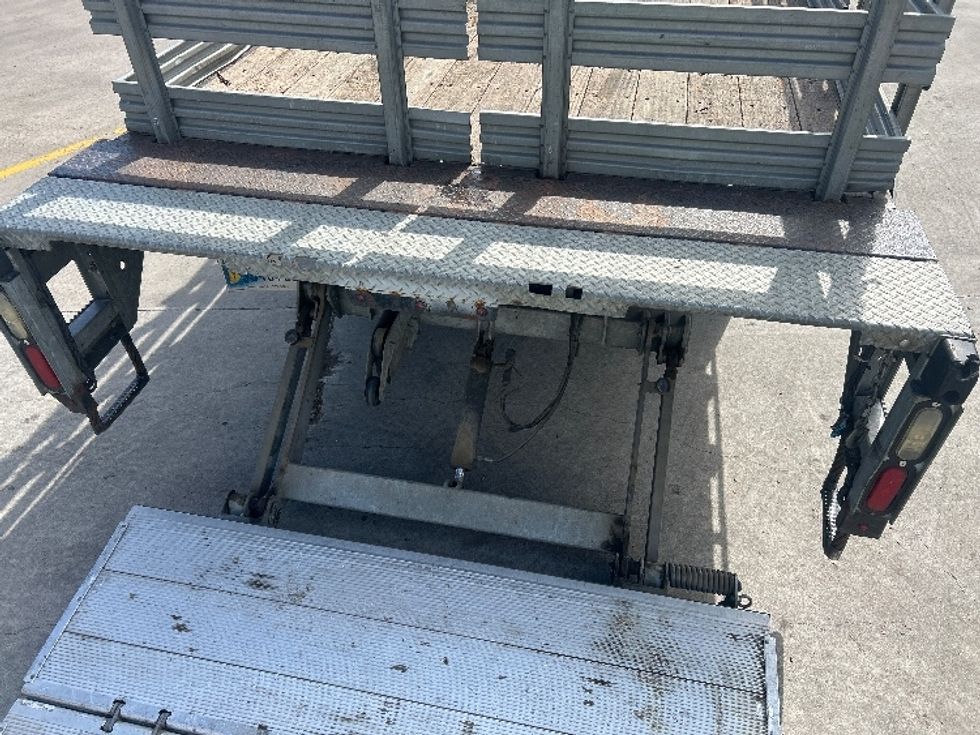 Flatbed Truck-Light and Medium Duty Trucks-Ford-2018-F450-Fontana-CA-102,611\n\t\tmiles-$ 32,250 - Image 10