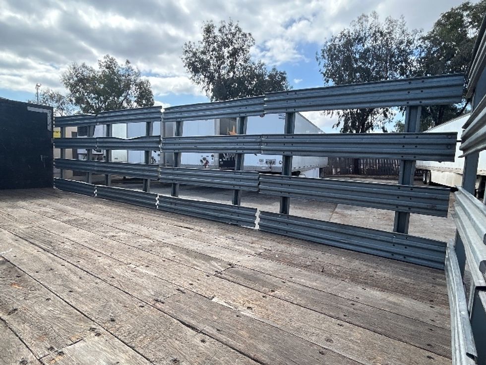 Flatbed Truck-Light and Medium Duty Trucks-Ford-2018-F450-Fontana-CA-102,611\n\t\tmiles-$ 32,250 - Image 12