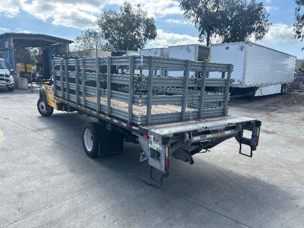 Flatbed Truck-Light and Medium Duty Trucks-Ford-2018-F450-Fontana-CA-102,611\n\t\tmiles-$ 32,250 - Image 6