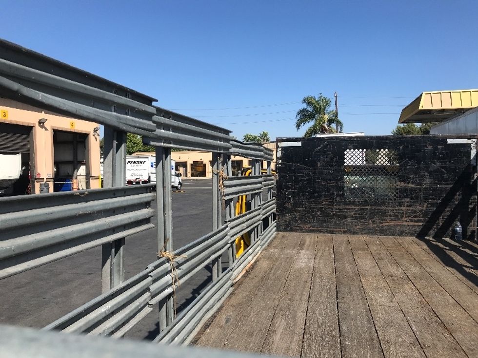 Flatbed Truck-Light and Medium Duty Trucks-Ford-2018-F450-La Mirada-CA-116,588\n\t\tmiles-$ 31,000 - Image 11