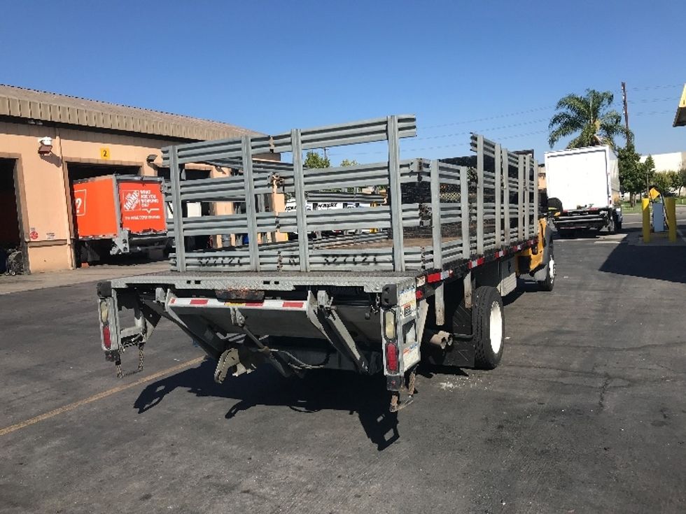 Flatbed Truck-Light and Medium Duty Trucks-Ford-2018-F450-La Mirada-CA-116,588\n\t\tmiles-$ 31,000 - Image 13