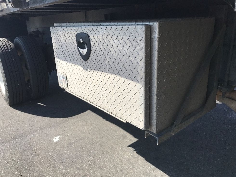 Flatbed Truck-Light and Medium Duty Trucks-Ford-2018-F450-La Mirada-CA-116,588\n\t\tmiles-$ 31,000 - Image 14