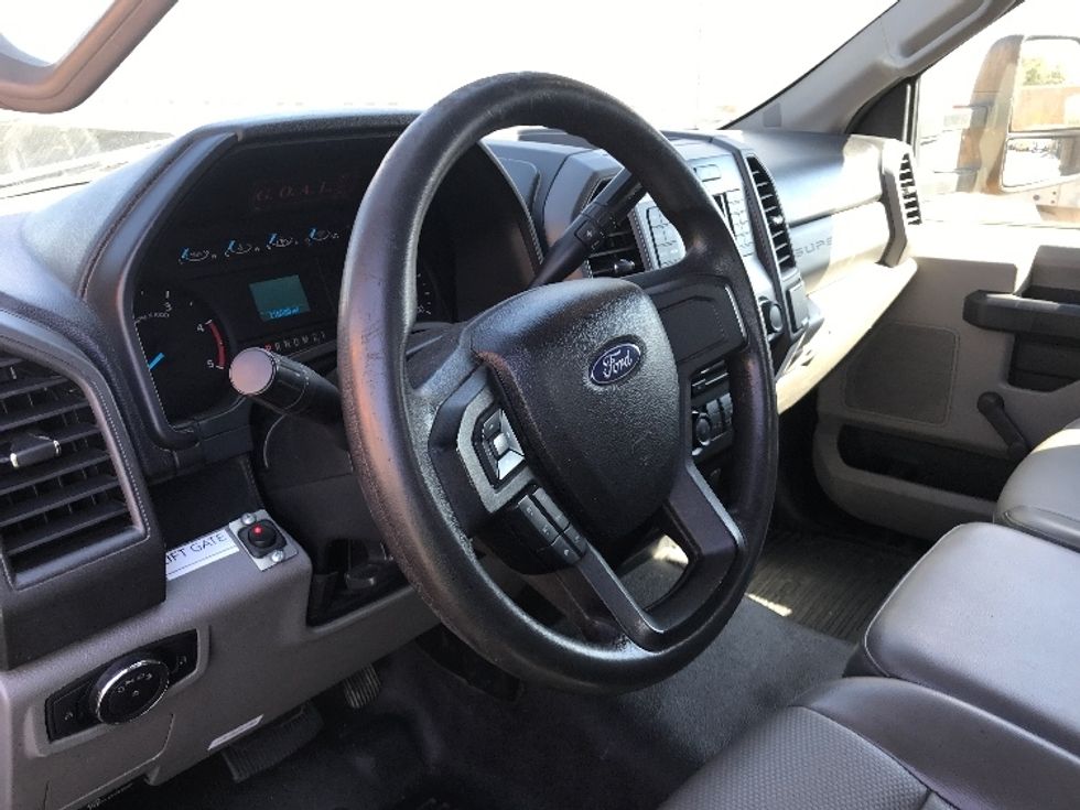 Flatbed Truck-Light and Medium Duty Trucks-Ford-2018-F450-La Mirada-CA-116,588\n\t\tmiles-$ 31,000 - Image 17