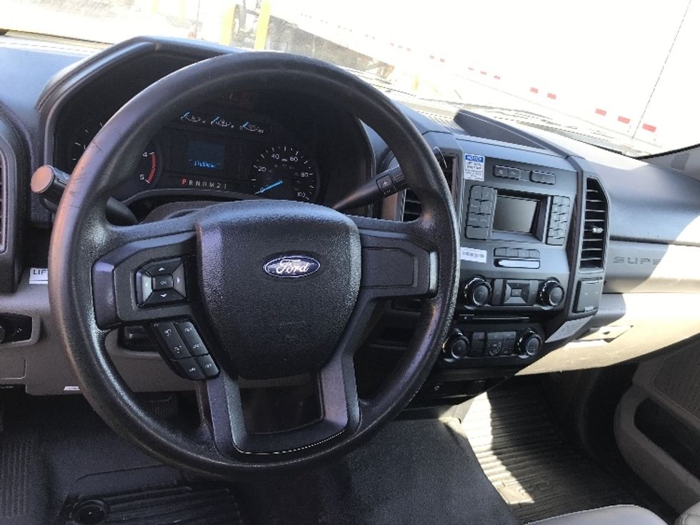 Flatbed Truck-Light and Medium Duty Trucks-Ford-2018-F450-La Mirada-CA-116,588\n\t\tmiles-$ 31,000 - Image 18