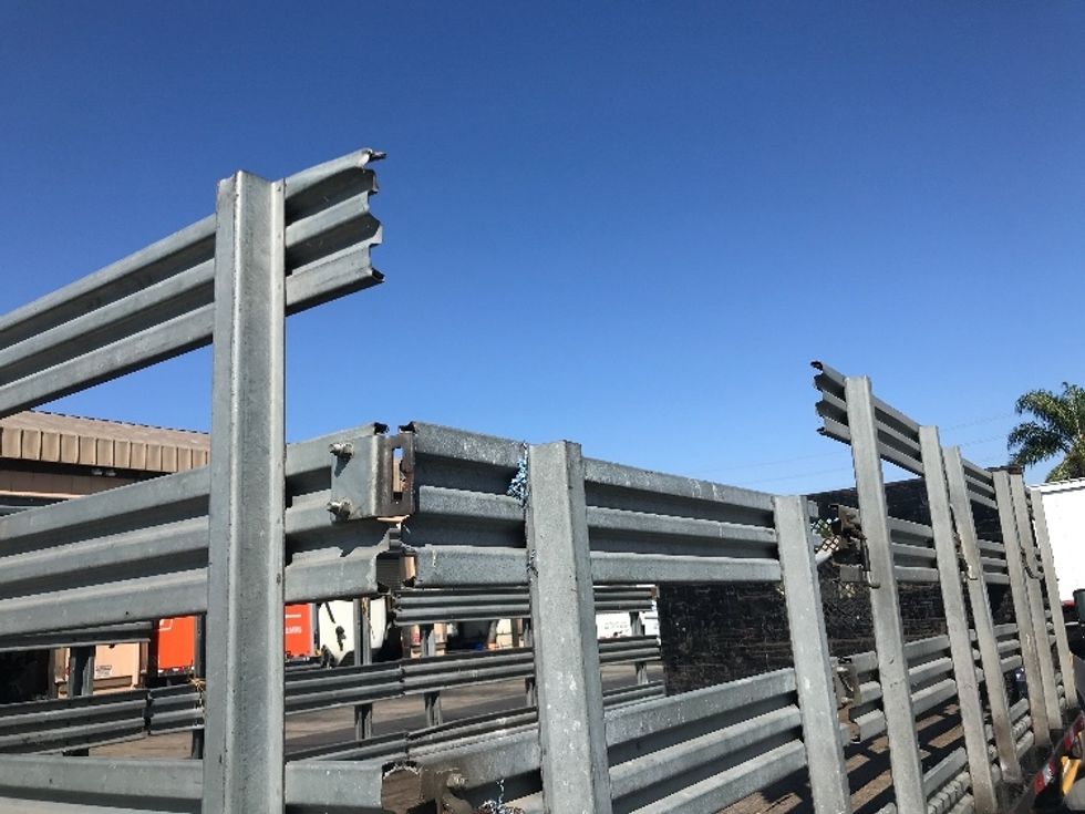 Flatbed Truck-Light and Medium Duty Trucks-Ford-2018-F450-La Mirada-CA-116,588\n\t\tmiles-$ 31,000 - Image 27