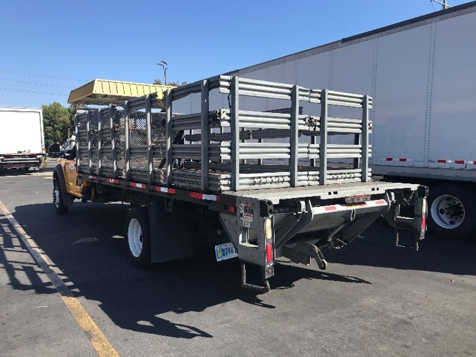 Flatbed Truck-Light and Medium Duty Trucks-Ford-2018-F450-La Mirada-CA-116,588\n\t\tmiles-$ 31,000 - Image 6