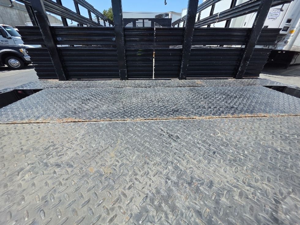 Flatbed Truck-Light and Medium Duty Trucks-Ford-2018-F550-Torrance-CA-134,919\n\t\tmiles-$ 38,500 - Image 10