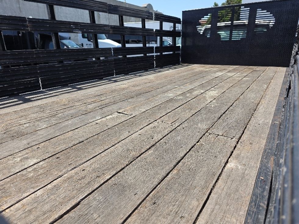 Flatbed Truck-Light and Medium Duty Trucks-Ford-2018-F550-Torrance-CA-134,919\n\t\tmiles-$ 38,500 - Image 12