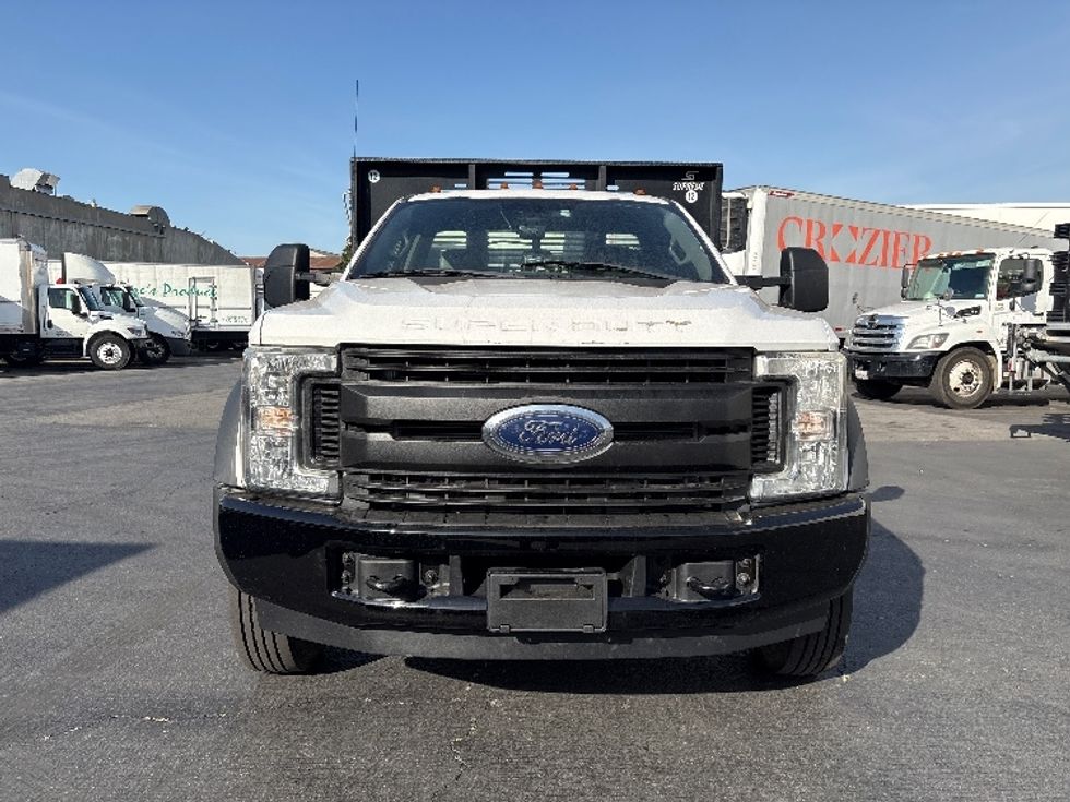 Flatbed Truck-Light and Medium Duty Trucks-Ford-2018-F550-Torrance-CA-150,029\n\t\tmiles-$ 37,500 - Image 2