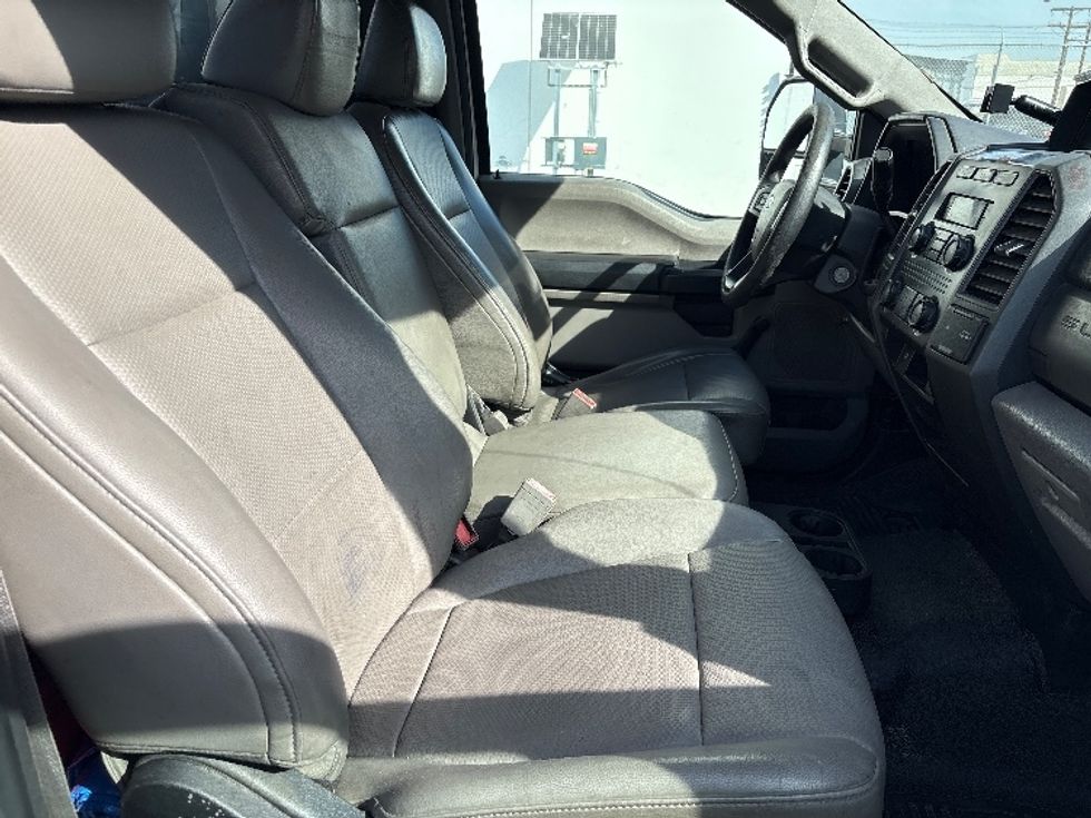 Flatbed Truck-Light and Medium Duty Trucks-Ford-2018-F550-Torrance-CA-150,029\n\t\tmiles-$ 37,500 - Image 22