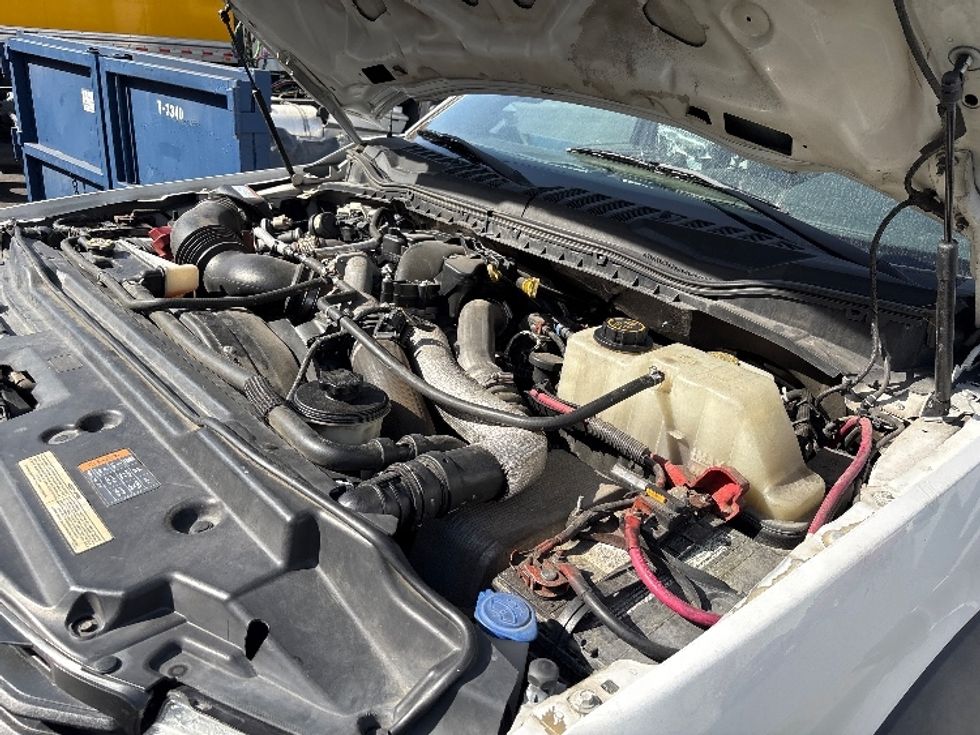 Flatbed Truck-Light and Medium Duty Trucks-Ford-2018-F550-Torrance-CA-150,029\n\t\tmiles-$ 37,500 - Image 24