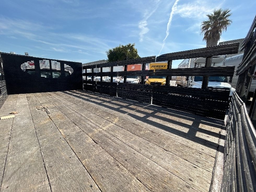 Flatbed Truck-Light and Medium Duty Trucks-Ford-2018-F550-Torrance-CA-150,992\n\t\tmiles-$ 36,750 - Image 12