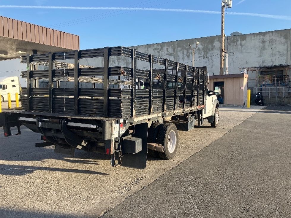 Flatbed Truck-Light and Medium Duty Trucks-Ford-2018-F550-Torrance-CA-165,471\n\t\tmiles-$ 36,250 - Image 13