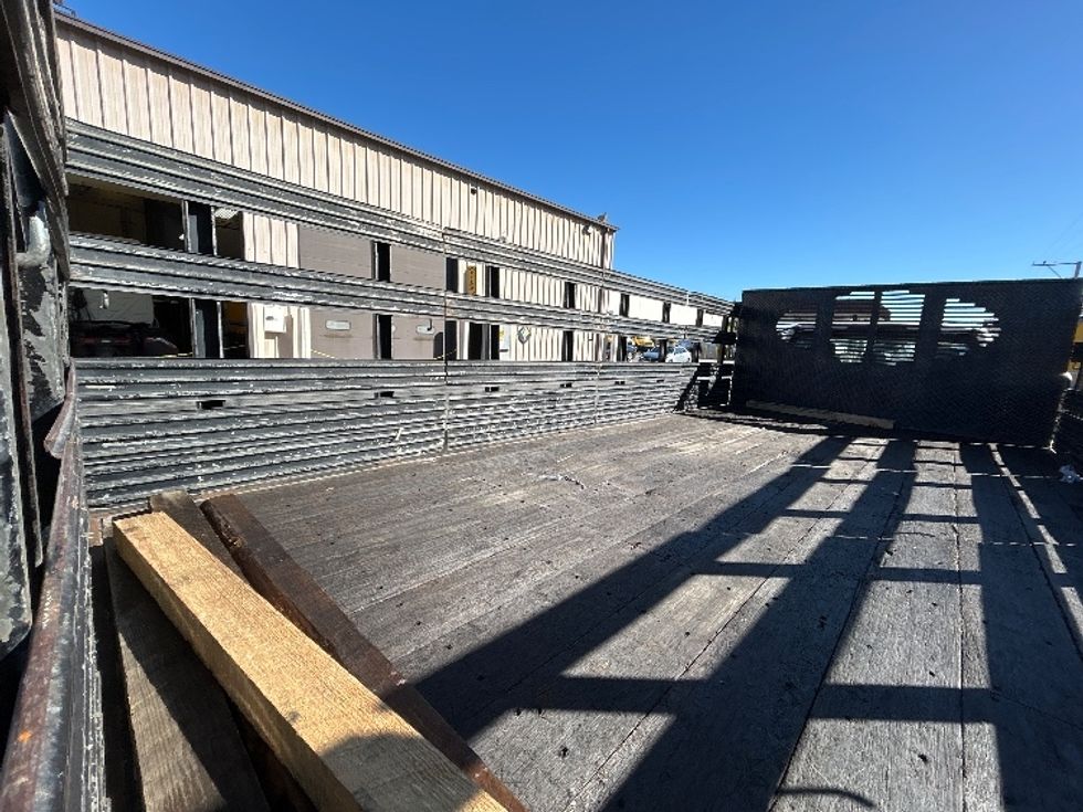 Flatbed Truck-Light and Medium Duty Trucks-Ford-2018-F550-Torrance-CA-170,919\n\t\tmiles-$ 36,000 - Image 11