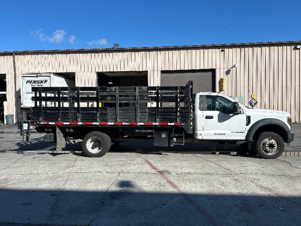 Flatbed Truck-Light and Medium Duty Trucks-Ford-2018-F550-Torrance-CA-170,919\n\t\tmiles-$ 36,000 - Image 15